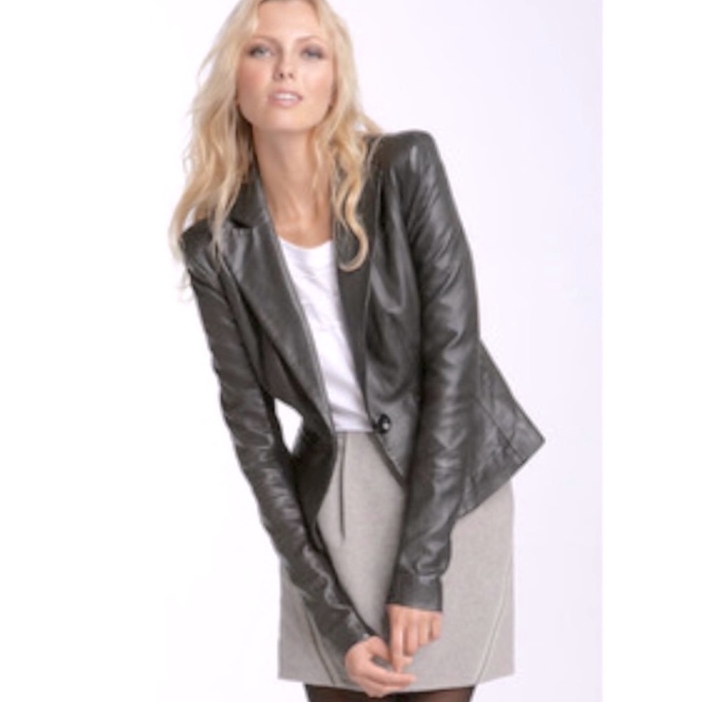 TROUVE Fitted leather blazer Jacket Size Small